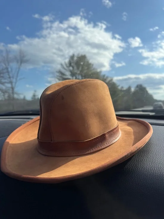 Henschel Western-style hat appears to be a suede leather model - Picture 1 of 8